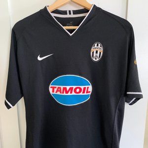 2006-07 Nike Juventus Away Jersey